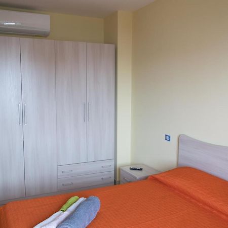 Stella D'Oro Bed & Breakfast Вибо Валентия Екстериор снимка